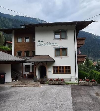Haus Tuxerklamm Apartment Финкенберг Екстериор снимка