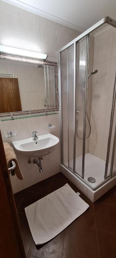 Haus Tuxerklamm Apartment Финкенберг Екстериор снимка