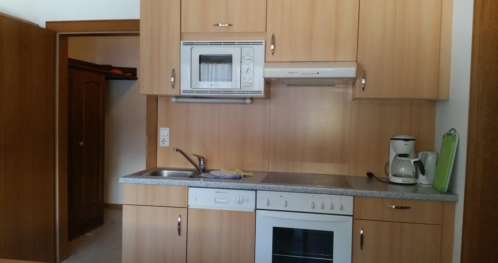Haus Tuxerklamm Apartment Финкенберг Стая снимка